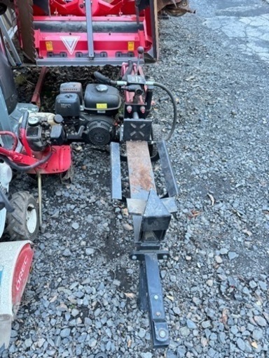 治ればお得！引き取り限定　ジャンク　エンジン薪割機12T