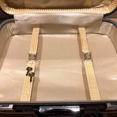 レトロ調トランクの画像