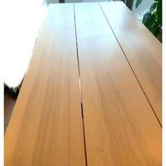 IKEA テーブル ダイニングテーブル 机 イッペルリグの画像