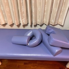 整骨ベット　マッサージベット　の画像