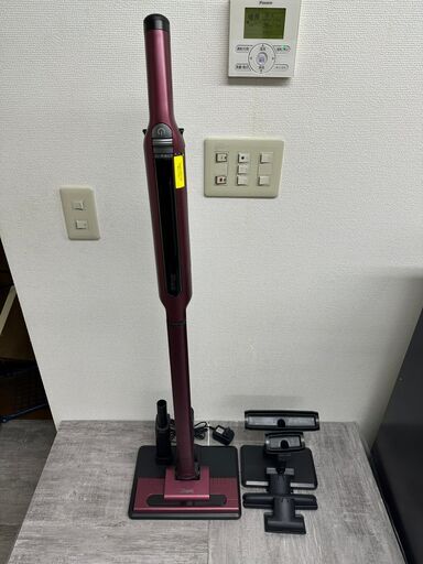 CS200JRD Shark シャーク スティック掃除機 充電式掃除機 通電確認済み 動作品