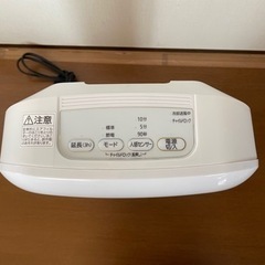 アイリスオーヤマ 大風量 セラミックファンヒーター ホワイトの画像