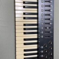 取引先決定済【ジャンク】電子キーボード
