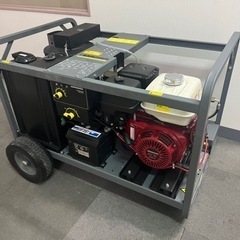 ケルヒャー製 温水高圧洗浄機　HDS1000BE（エンジンタイプ）の画像