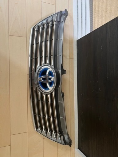 カムリavv50 グリル