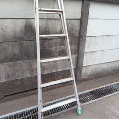 アルミ脚立