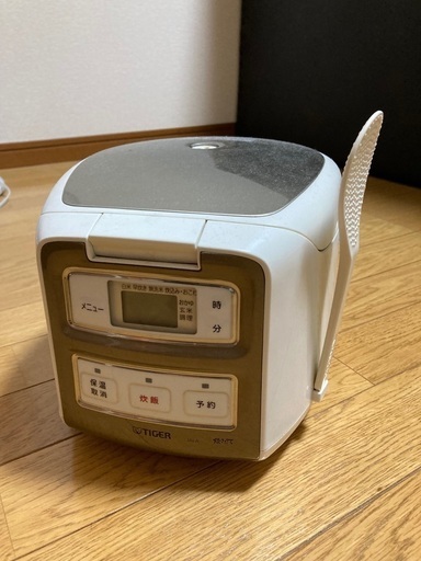 TIGER炊飯器3号炊き　使用期間5年