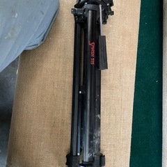 カメラ　ビデオ　三脚③の画像