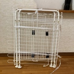 ストーブガードの画像
