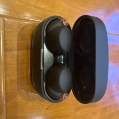 WF-1000XM4 ブラック　ソニー　SONYの画像