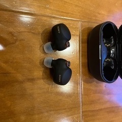 WF-1000XM4 ブラック　ソニー　SONYの画像