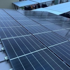 太陽光の設置補助、磨き、クロスのシミ取りなど