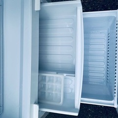 2840番 SHARP✨冷蔵庫✨SJ-D14B-S‼️