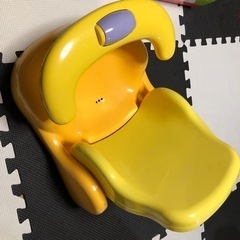 アップリカ　バスチェア