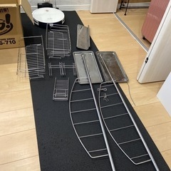 水切りラック　突っ張り式の画像