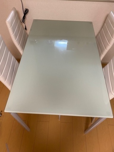 ダイニングテーブル&椅子4脚