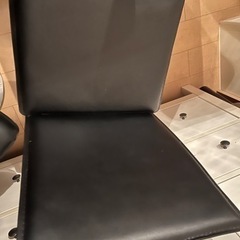 殆ど使用せずお値下2脚Bo Concept ボーコンセプトバースツール　Bar Stools  昇降式2脚の画像