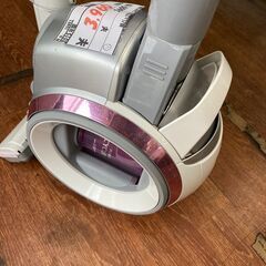 リサイクルショップどりーむ天保山店　No.10491　サイクロン掃除機！　紙パック不要！簡単ごみ捨て！の画像