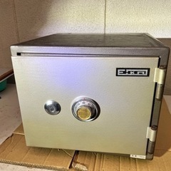 【取引中】金庫
