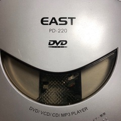 CDラジオとCDプレーヤーの画像