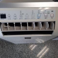 【引取先決まりました！】 除湿器 除湿機 衣類乾燥機 SHARP CV-C140-W  2014年製 大容量 お店までご来店をお待ちしております！の画像