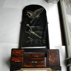 2000  レトロ　鏡台　アンティーク家具   古すぎて時代？？