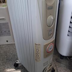 【引取先決まりました！】 デロンギ オイルヒーター061221ECH 6枚 3～8畳 暖房能力 最大1200W お店までご来店をお待ちしております！の画像