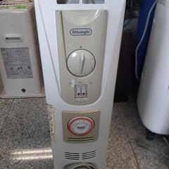 【引取先決まりました！】 デロンギ オイルヒーター061221ECH 6枚 3～8畳 暖房能力 最大1200W お店までご来店をお待ちしております！の画像