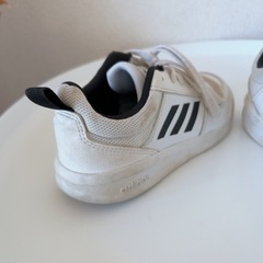 adidas18cmスニーカーの画像