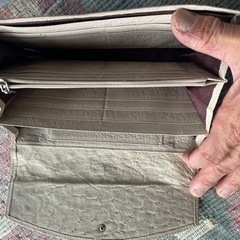 レザー長財布の画像