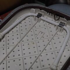 アイロン台、６０ｘ３４の画像