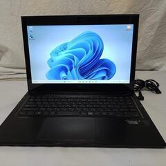 富士通　LIFEBOOK UH55/M　13.3 インチ画面