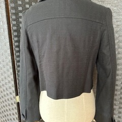 大きな襟のボレロの画像