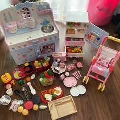 おままごと一式とメルちゃんベビーカー