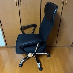 パソコンデスク&椅子の画像