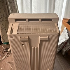 ダイキン　空気清浄機　ホワイトの画像