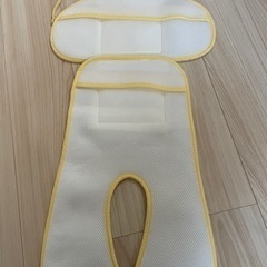 ⭐︎超美品⭐︎ベビーカー 座面シート 保冷剤入れポケットあり の画像