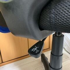 お揃いのPC、勉強チェアですの画像