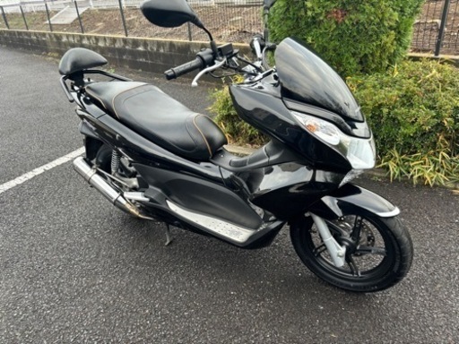 PCX125 JF28 2014年　後期　ブラック　eSPエンジン　社外タンデムバー　社外シート