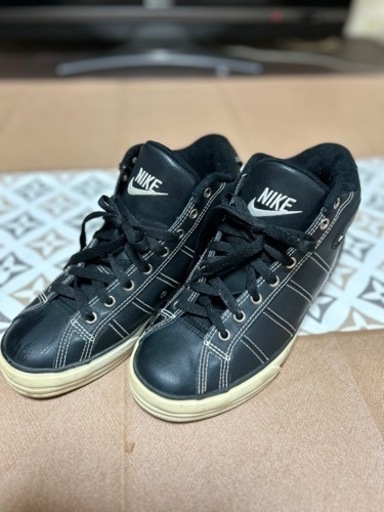 NIKE スニーカー　24センチ