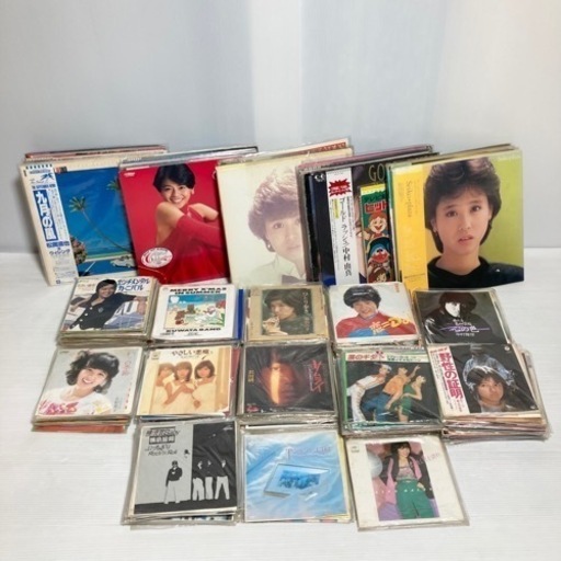 まとめ売り】大量レコード EP 昭和レトロ 長期保管品 300枚前後Ω
