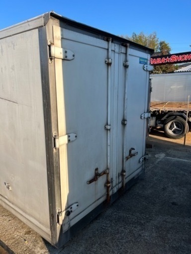 トラックコンテナ　倉庫、物置などに！