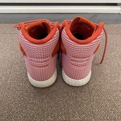 アディダス　メンズ　ハイカットスニーカー(オレンジ色)の画像