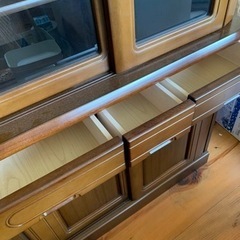 高級食器棚　大川家具　昭和レトロの画像