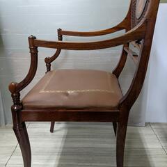 ヴィンテージ　アームチェア　彫刻　猫脚の画像