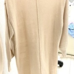 【※プロフ購読必須】 earth music&ecology バックヘムスリットニットワンピースの画像