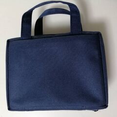 マルチケース　本などを入れるバッグ　ダークブルーの画像