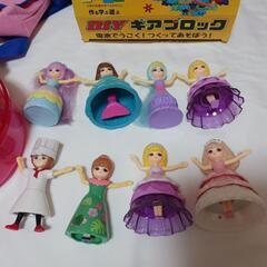 おもちゃ、ピンクラテポシェットなど