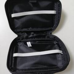 ミニ　マルチケース　本などを入れるバッグ　黒　ブラックの画像