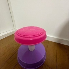 最終値下げ！(中古)子供用ドレッサー＆イスのセットの画像